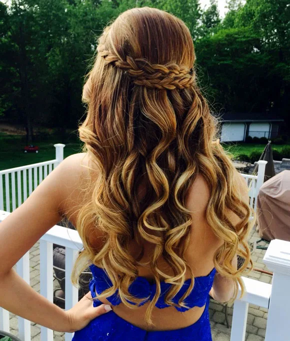 Dama quinceanera hairstyle