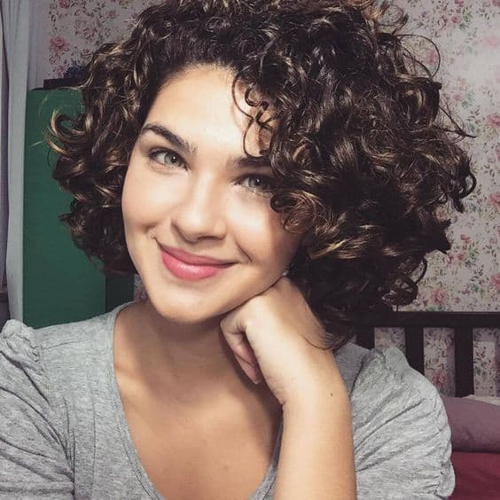 Cute Curly Bob Haircut