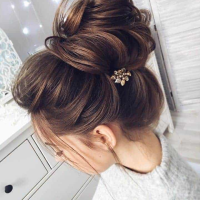 List of 28 Easy Yet Stylish Updos for Long Hair