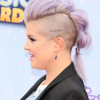 40 Kick-Ass Mohawk Hairstyles For Women To Try Out This Year