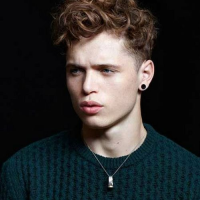 Best Curly Hairstyles For Oval Faces Men