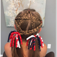 Cute Christmas Hairstyles For Kids