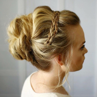 30 Casual Hairstyles for Women to Try in 2022