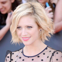 Brittany Snow Short Hairstyles