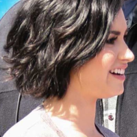 Images Of Short Hairstyles For Thick Wavy Hair