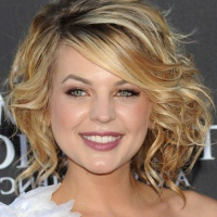 Medium Curly Hairstyles For Round Faces