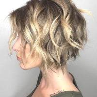 Short Messy Layered Bob Hairstyles