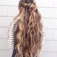 Boho Curly Hairstyles