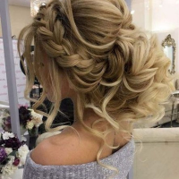 Unusual Wedding Hairstyles