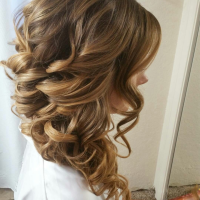 Wedding Hairstyles To The Side Curly