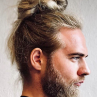 11 Cool Men Bun Hairstyles that looks Damn Good