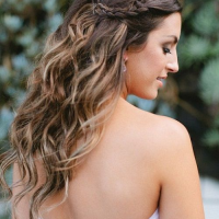 Wavy Hair Wedding Hairstyle