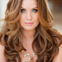 30 Trendy Wavy Hairstyles to Look Gorgeous