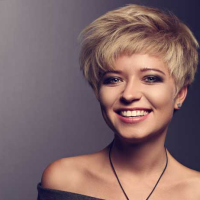 Short Hairstyles Photos #135