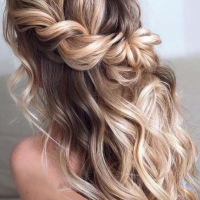 Long Hair Half Up Half Down Bridal Hairstyles